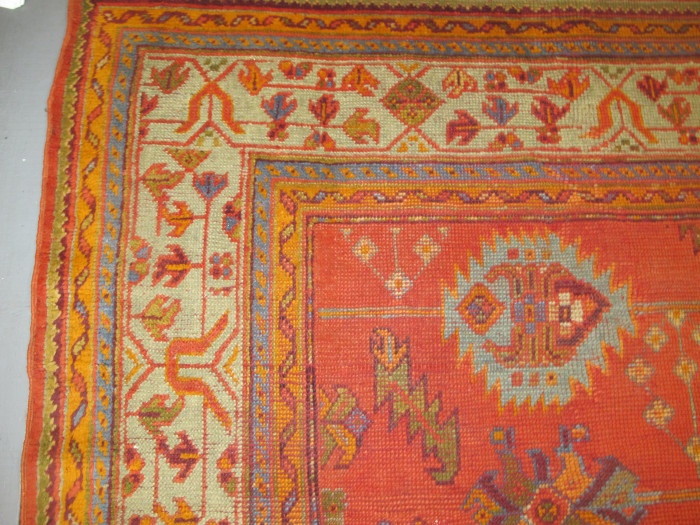 Oushak Carpet