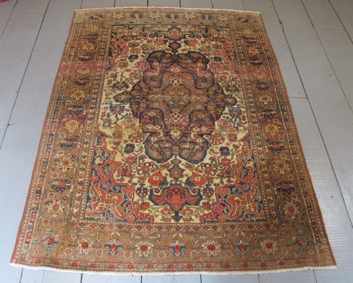 Fine Isfahan Rug