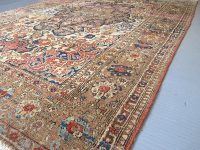 Fine Isfahan Rug