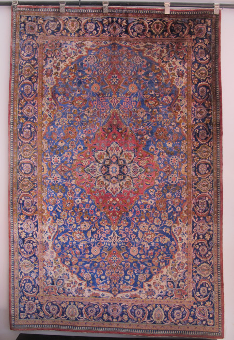 Fine Silk Kashan Rug