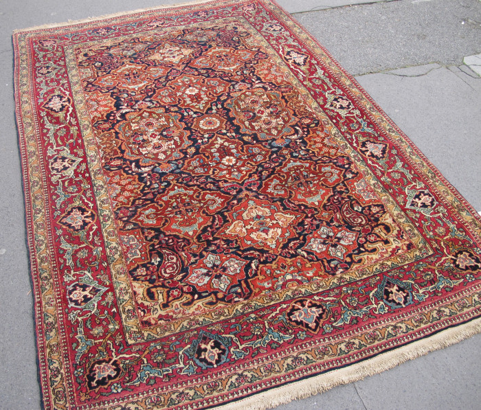 Isfahan Rug