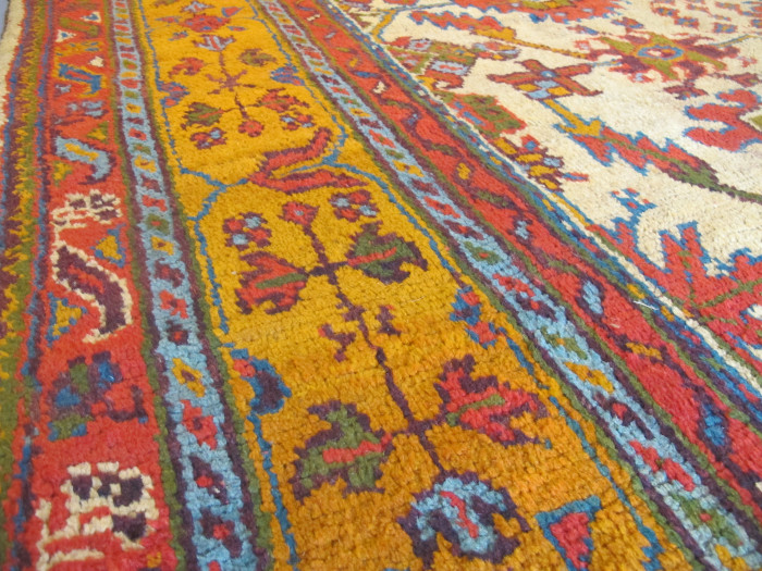 Oushak Carpet