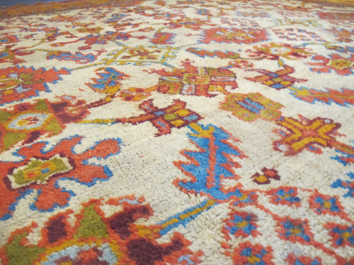 Oushak Carpet