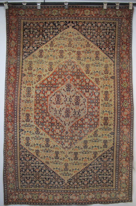 Fine Silk-Warped Senneh Rug